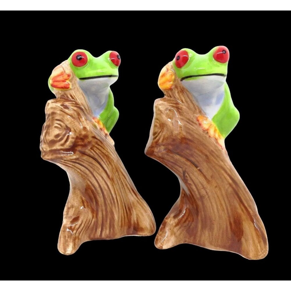 Tree Frog Salt & Pepper Shaker Set Big Orange Eyes Tree Stump NEW 65052